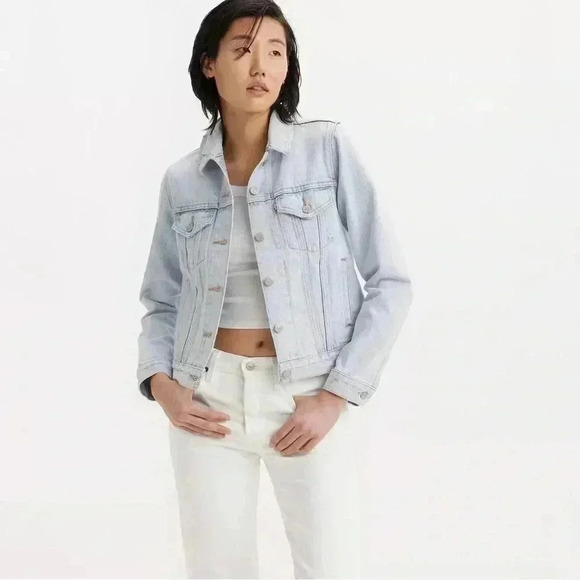 Levi Strauss & Co Light Wash Denim Jacket - Picture 1 of 5